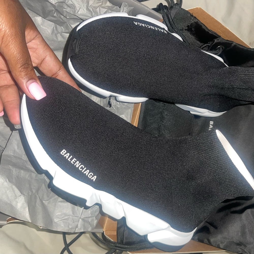 Balenciaga Black and White Speed Trainer Sneakers - Picture 4 of 5